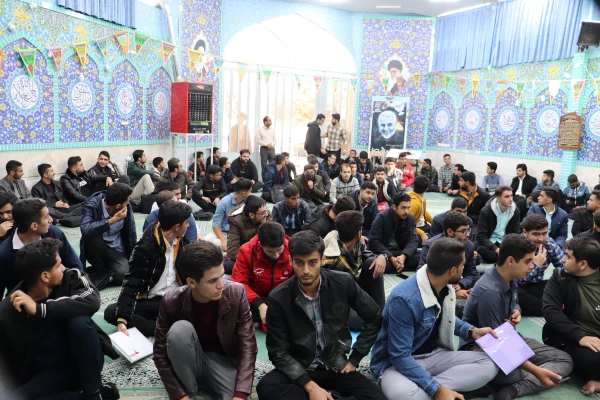 پذیرش و ثبت نام دانشجو های جدید الورود رشته های علوم اجتماعی ، امور تربیتی و دبیری ادبیات فارسی 19