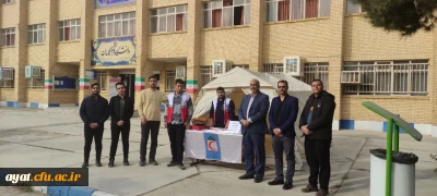 برپایی چادر سلامت و سلامت سنجی در مرکز شهید آیت به همت کانون هلال احمر
