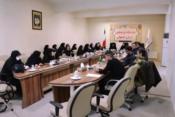 حضور اعضای کانون رسانه مرکز شهید آیت،در کارگاه های آموزشیِ تخصصی روابط عمومی دانشگاه فرهنگیان استان 3