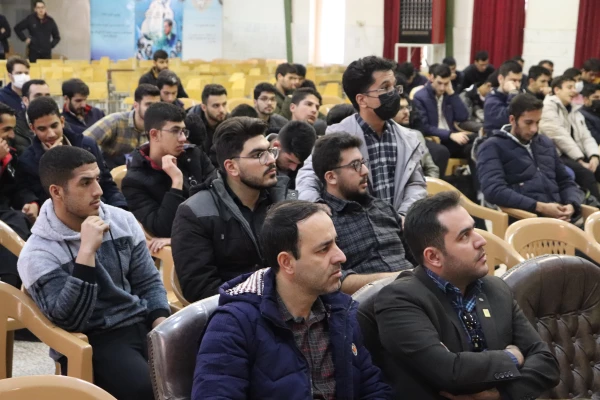 حضور معاون پژوهشی و فناوری دانشگاه اصفهان در مرکز شهید آیت نجف آباد  9