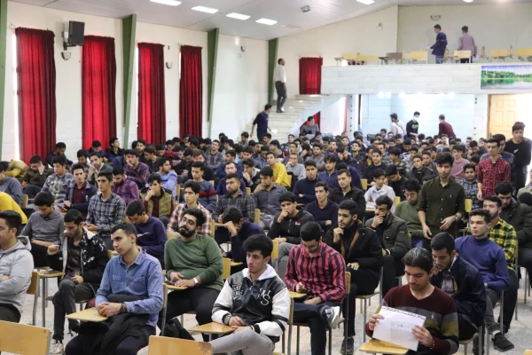 جلسه ی تبیینی هسته گزینش آموزش و پرورش با دانشجویان جدید الورود. 3