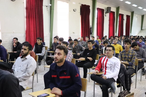 جلسه ی تبیینی هسته گزینش آموزش و پرورش با دانشجویان جدید الورود. 4