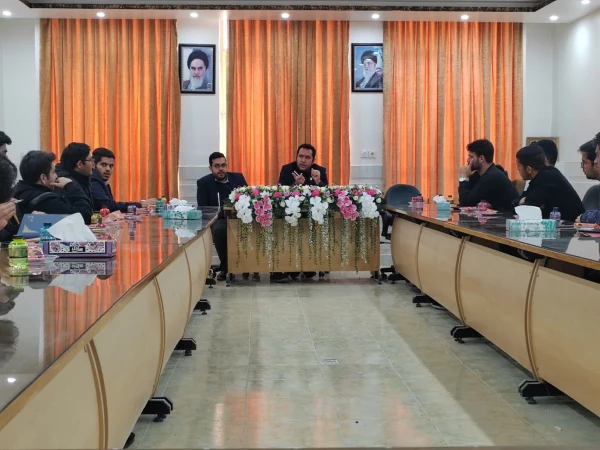 جلسه کارشناس مسئول امور آموزش با نمایندگان کلاسی و تقدیر از آنان 3