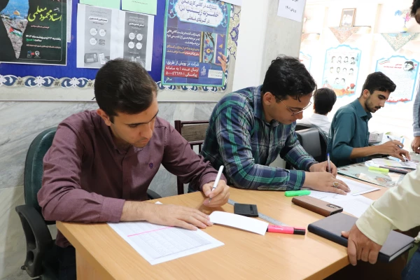 برگزاری انتخابات شورای صنفی رفاهی مرکز شهید دکتر آیت نجف آباد 1403_۱۴۰۴ 10