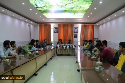 اهدای جوایز به نفرات برتر مسابقات ورزشی و مناظرات دانشجویی