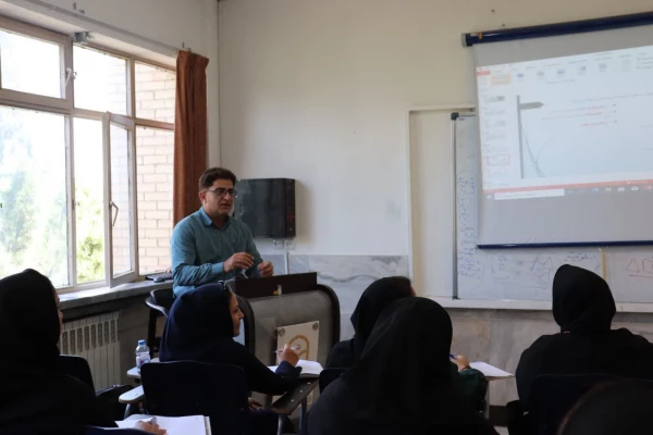 برگزاری دوره توانمندسازی معلمان مدارس غیردولتی مقطع ابتدایی نواحی فولادشهر و زرین شهر به میزبانی دانشگاه فرهنگیان مرکز شهید دکتر آیت نجف آباد  3