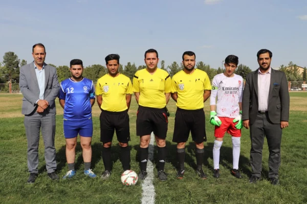 سومین دوره مسابقات درون دانشگاهی فوتبال( جام گرامی داشت مقام معلم _ اردیبهشت و خرداد ۱۴۰۳) دانشگاه فرهنگیان مرکز شهید دکتر آیت نجف آباد برگزار شد  3