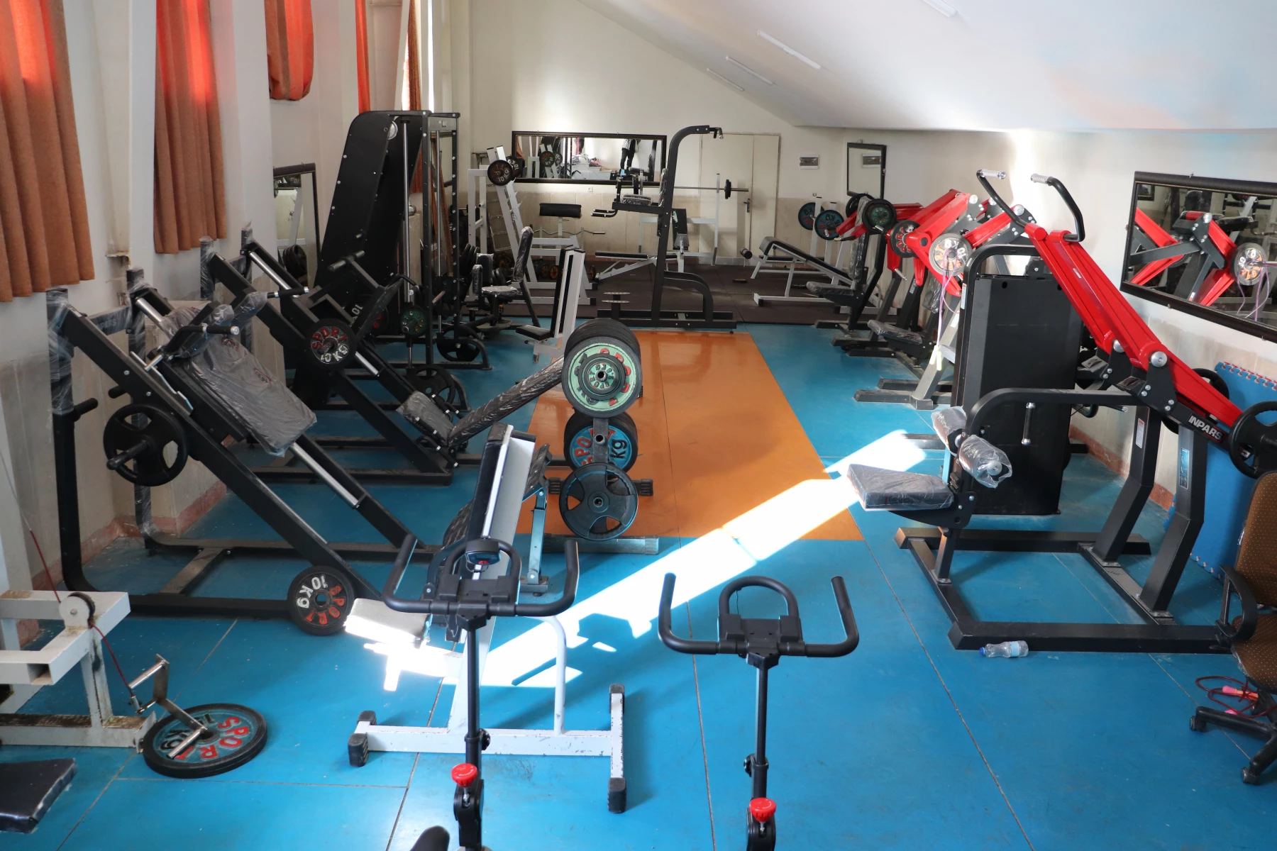 تصاویر مرکز شهید دکتر آیت نجف آباد 10