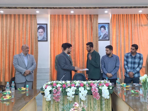 مراسم تودیع و معارفه مسئول بسیج دانشجویی دانشگاه فرهنگیان مرکز شهید آیت نجف آباد 8