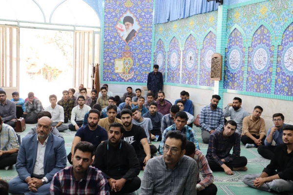 جلسه معرفتی پیرامون آینده خاورمیانه با حضور سردار امینی  6