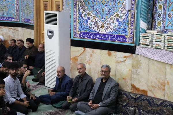 حضور دانشجویان و مسئولین مرکز شهید آیت در محکومیت جنایات رژیم صهیونیستی 4