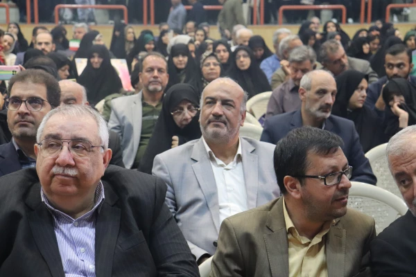 حضور دانشجومعلمان مرکز شهید آیت در کنگره شهدای دانشگاهی استان 5