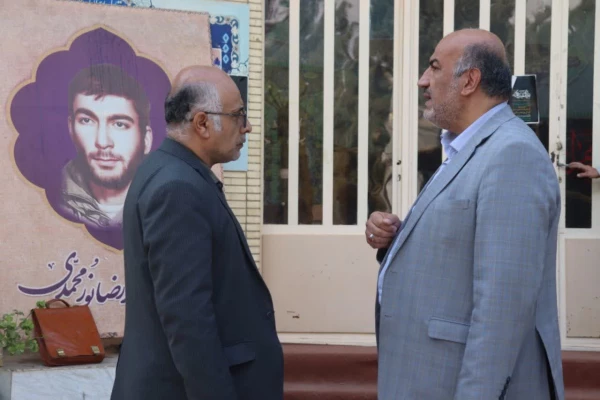 بازدید میدانی و جلسه مدیران محترم گروه های درسی استان و معاونین پردیس شهید باهنر اصفهان با نمایندگان کلاسی. 11