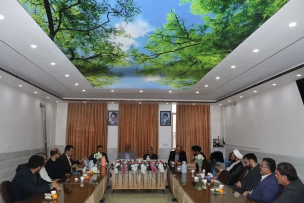 جلسه مدیران محترم گروه درسی استان و معاونین پردیس باهنر اصفهان با ریاست، کارشناسی آموزش و اساتید محترم مرکز. 4