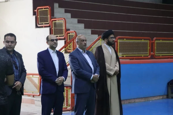 برگزاری مراسم گرامی داشت روز معلم و استاد در کلاس های دانشجویان مرکز شهید آیت نجف آباد 7