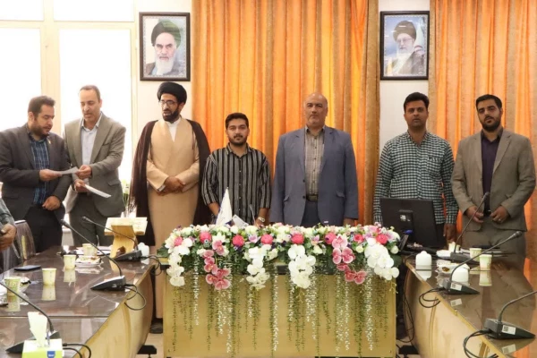 روز شنبه مورخه 10 خرداد 1404 جلسه شورای صنفی با حضور اعضای شورای صنفی، ریاست و مسئولین مرکز برگزار گردید. 4