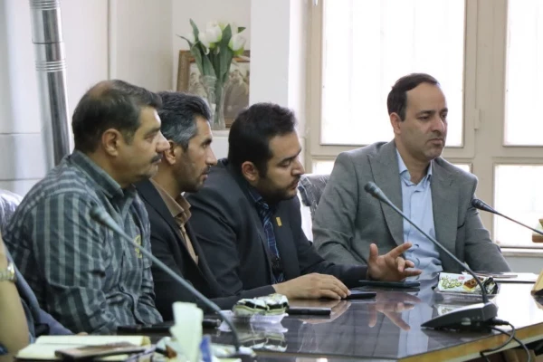 روز شنبه مورخه 10 خرداد 1404 جلسه شورای صنفی با حضور اعضای شورای صنفی، ریاست و مسئولین مرکز برگزار گردید. 10