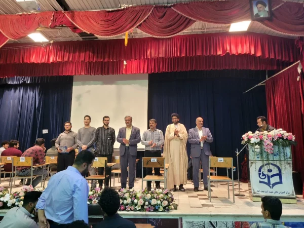 مراسم تقدیر از تلاش های علمی دانشجویان برتر 2