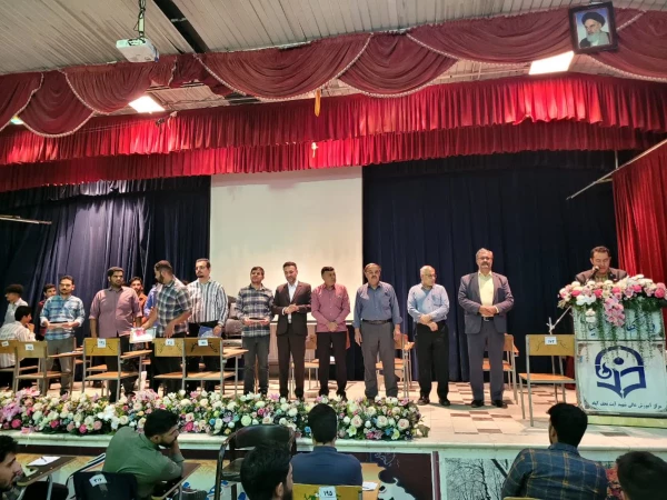 مراسم تقدیر از تلاش های علمی دانشجویان برتر 2