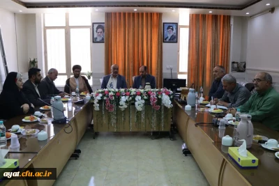 نشست صمیمانه  ریاست مرکز شهید ایت نجف اباد و شورای اسلامی شهر شهرستان نجف آباد