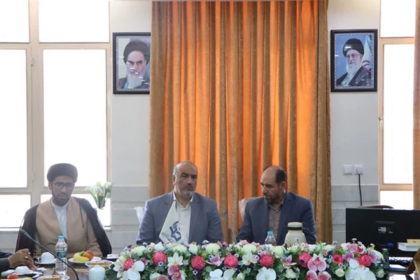 نشست صمیمانه  ریاست مرکز شهید ایت نجف اباد و شورای اسلامی شهر شهرستان نجف آباد 2