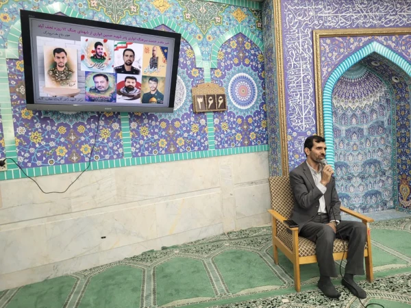 تقدیر و تکریم از مقام والای سرهنگ انواری پدر شهید انواری 5