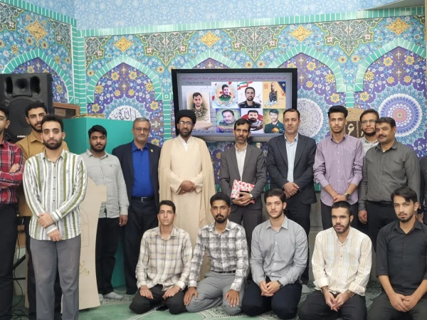 تقدیر و تکریم از مقام والای سرهنگ انواری پدر شهید انواری 7