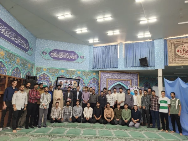 تقدیر و تکریم از مقام والای سرهنگ انواری پدر شهید انواری 8