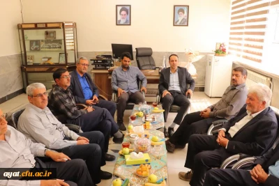 نشست سرپرست مرکز شهید آیت با رؤسای پیشین مرکز شهید آیت