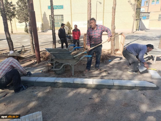 کلید زدن پروژه زمین ورزشی گرانولی در مرکز شهید آیت نجف آباد