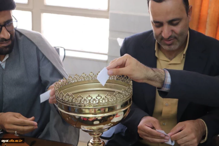 برگزاری مراسم قرعه کشی لیگ فوتسال مرکز آیت نجف آباد 