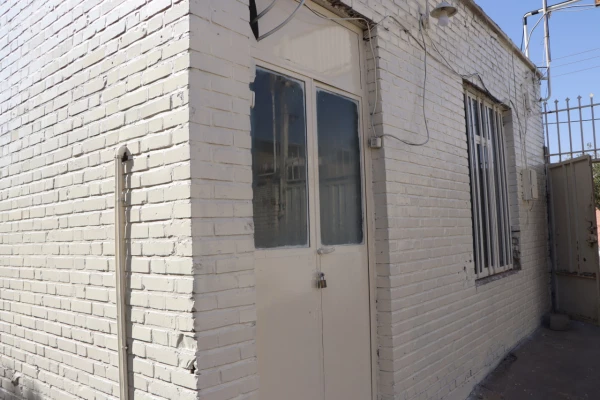 رنگ آمیزی جدول و دیوارهای خوابگاه حکیم سنائی 2