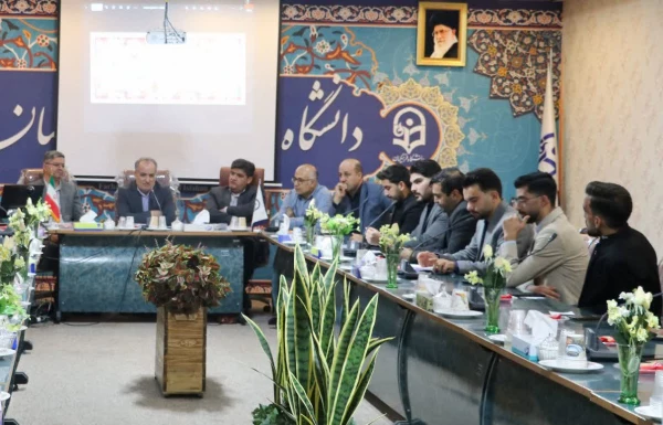 اولین نشست رسمی شورای صنفی دانشجویان دانشگاه فرهنگیان اصفهان در دیداری چهره به چهره با مسئولین دانشگاه. 4