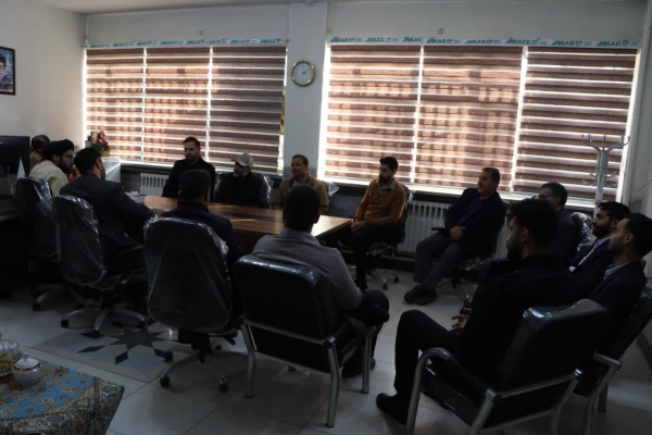 جلسه هماهنگی و تبادل نظر بین حراست مرکز، نگهبانان و سرپرستان خوابگاه ها با حضور ریاست و نهاد رهبری  برگزار شد. 2