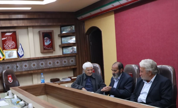 دیدار روسای اسبق با نماینده مجلس - تأکید بر جایگاه انحصاری مرکز 4