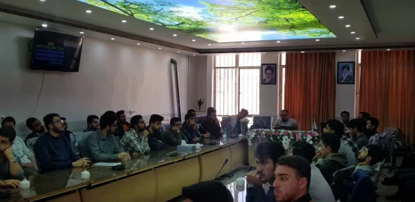 کاربرد هوش مصنوعی در آموزش و یادگیری و سواد رسانه، در سالن جلسات مرکز برگزار کردند. 
 2