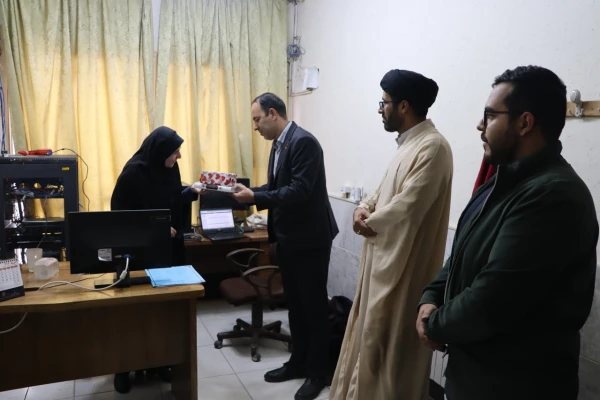 در مراسمی  از همکاران خانم به مناسبت گرامیداشت روز زن و بزرگداشت مقام والای بانوی اسلام، حضرت فاطمه زهرا(س)، تجلیل به عمل آمد.
 2