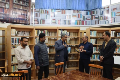  تجلیل از کارشناس و کتابدار مرکز در هفته پژوهش