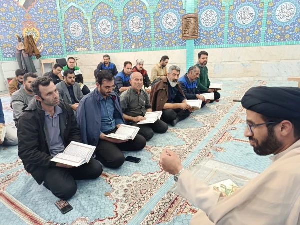  محفل انس با قرآن کریم به مناسبت سومین روز از ماه رحمت و مغفرت
گزارش معنوی جزخوانی پرسنل دانشگاه فرهنگیان شهید آیت نجف آباد 2