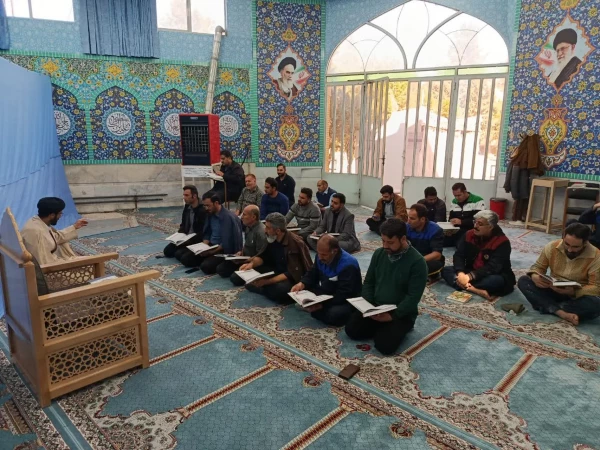  محفل انس با قرآن کریم به مناسبت سومین روز از ماه رحمت و مغفرت
گزارش معنوی جزخوانی پرسنل دانشگاه فرهنگیان شهید آیت نجف آباد 2