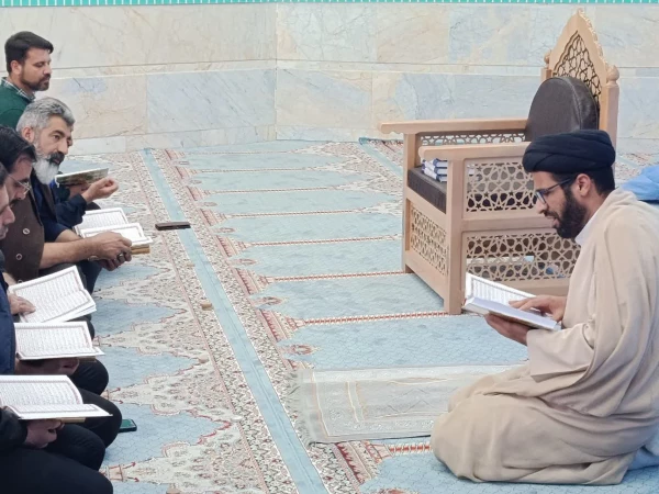  محفل انس با قرآن کریم به مناسبت سومین روز از ماه رحمت و مغفرت
گزارش معنوی جزخوانی پرسنل دانشگاه فرهنگیان شهید آیت نجف آباد 2