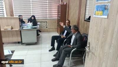 برنامه ریزی هدفمند برای سال تحصیلی آینده

در راستای ارتقای کیفیت آموزشی و برنامه ریزی هدفمند برای سال تحصیلی آینده، سه شنبه 5  خرداد ماه جلسه ای صمیمی و تخصصی با حضور آقای  دکتر خدایار مختاری( مدیر گروه عربی و آموزش زبان و ادبیات فارسی) 