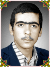 حضور دانشجو معلمان ومسئولان مرکز شهید آیت نجف آباد در منزل شهیدان رجایی وایمانیان